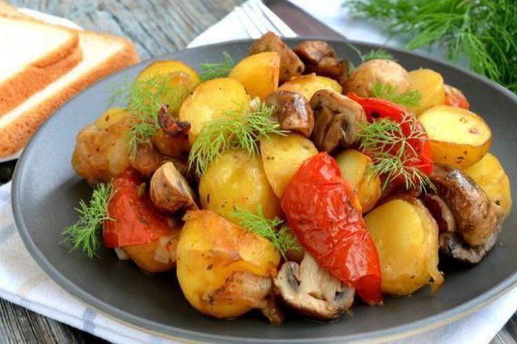 15 відмінних рецептів смаженої картоплі з печерицями