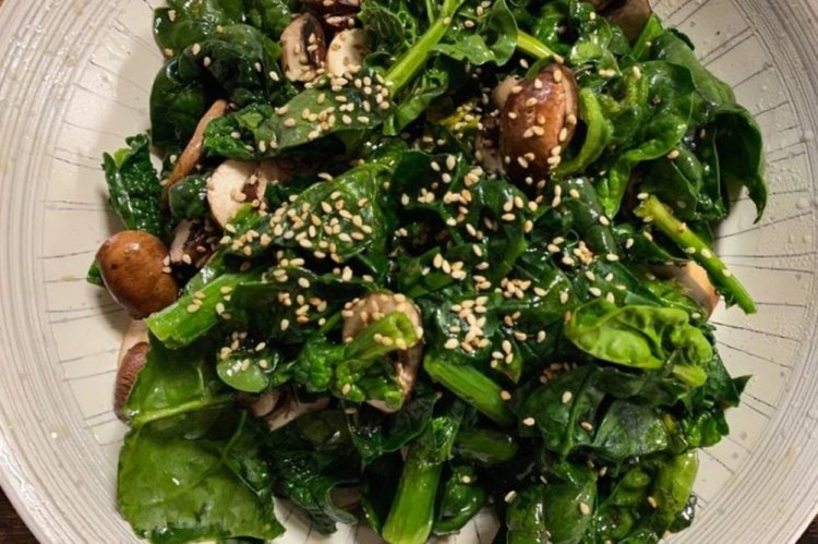 20 вегетаріанських салатів, які припадуть до смаку кожному