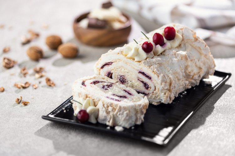 15 простих рецептів, що приготувати з яєчними білками, що залишилися.