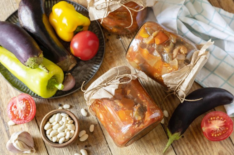 Баклажани на зиму без стерилізації: 12 простих та дуже смачних рецептів