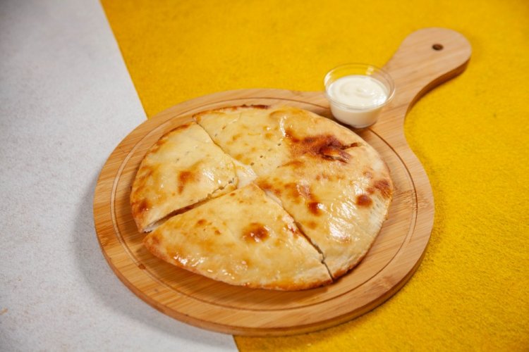 15 рецептів коржиків на сковороді, які сподобаються всій родині