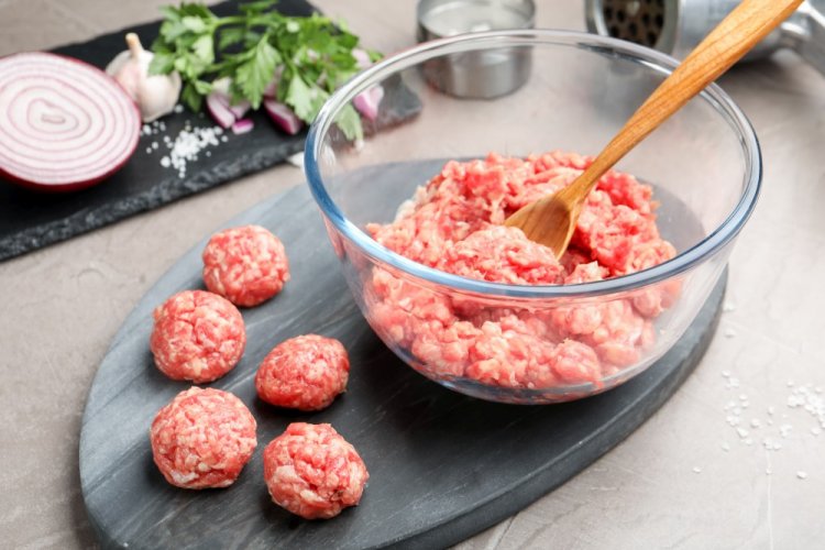 Тефтелі для заморозки: 8 найпростіших і найшвидших рецептів