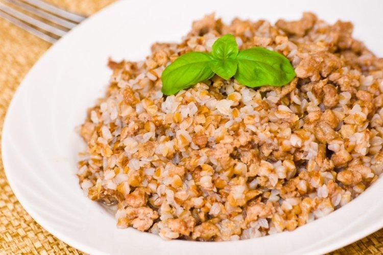 10 простих і неймовірно смачних рецептів гречки в аерогрилі