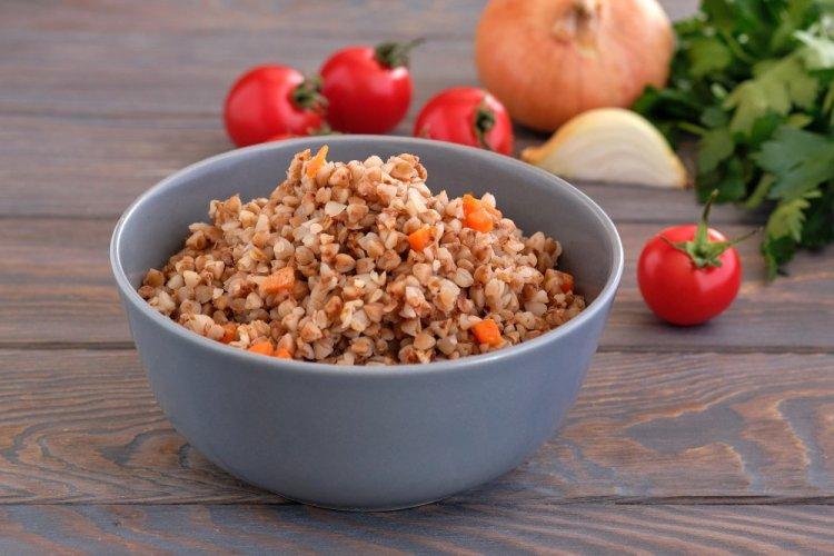 10 простих і неймовірно смачних рецептів гречки в аерогрилі