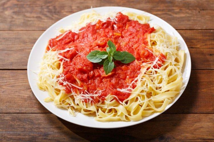 10 рецептів найсмачніших соусів для макаронів