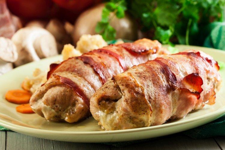 12 рецептів соковитих та ніжних курячих рулетиків в аерогрилі
